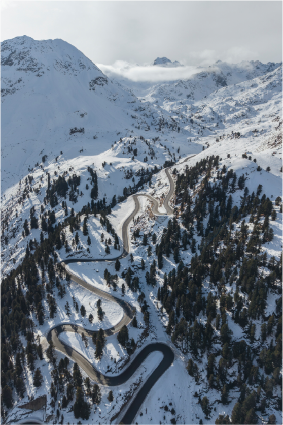 Main image Road to the Summit