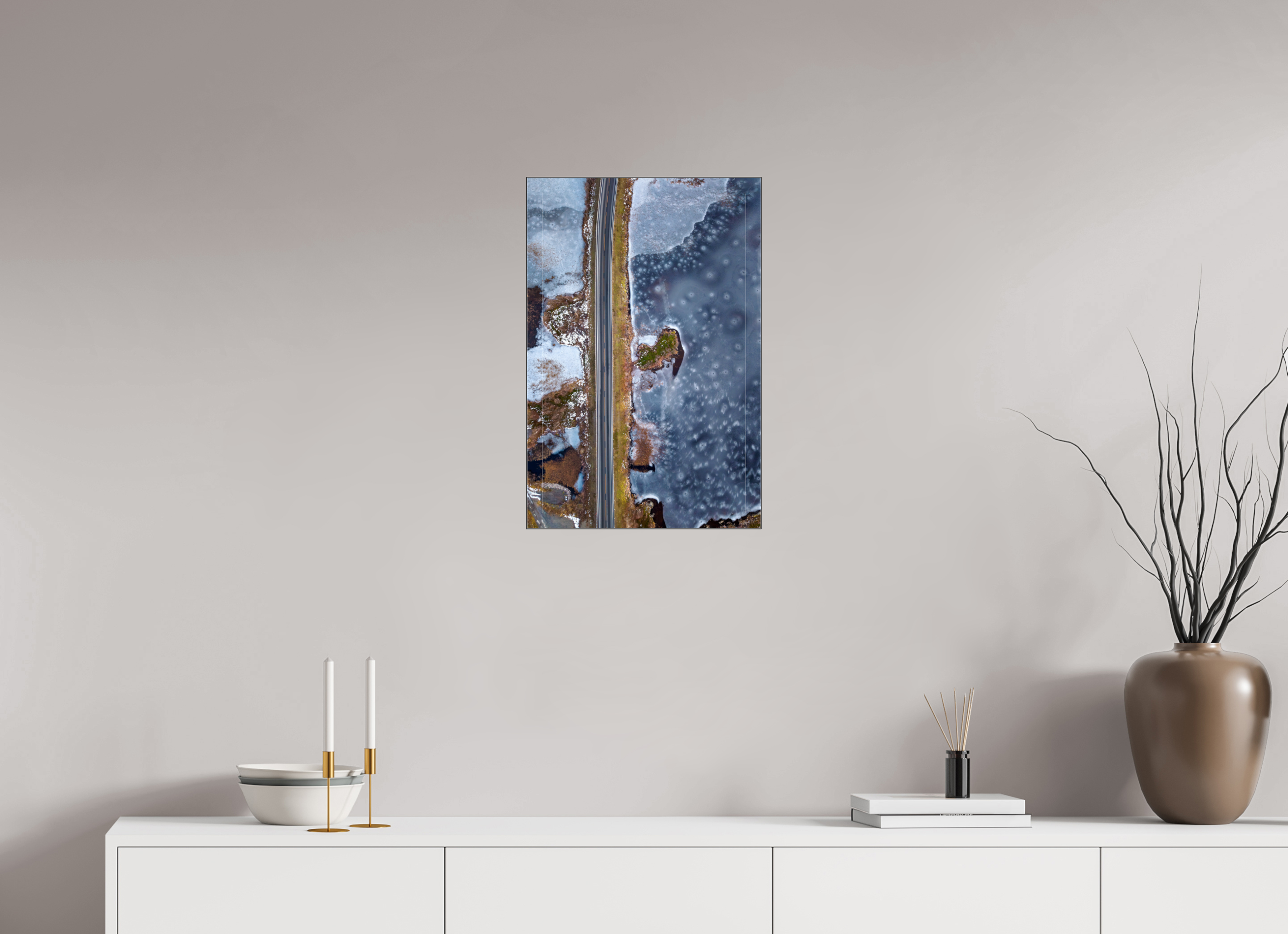 40 x 60 cm, Foto-Abzug hinter Acrylglas glänzend Frozen Path