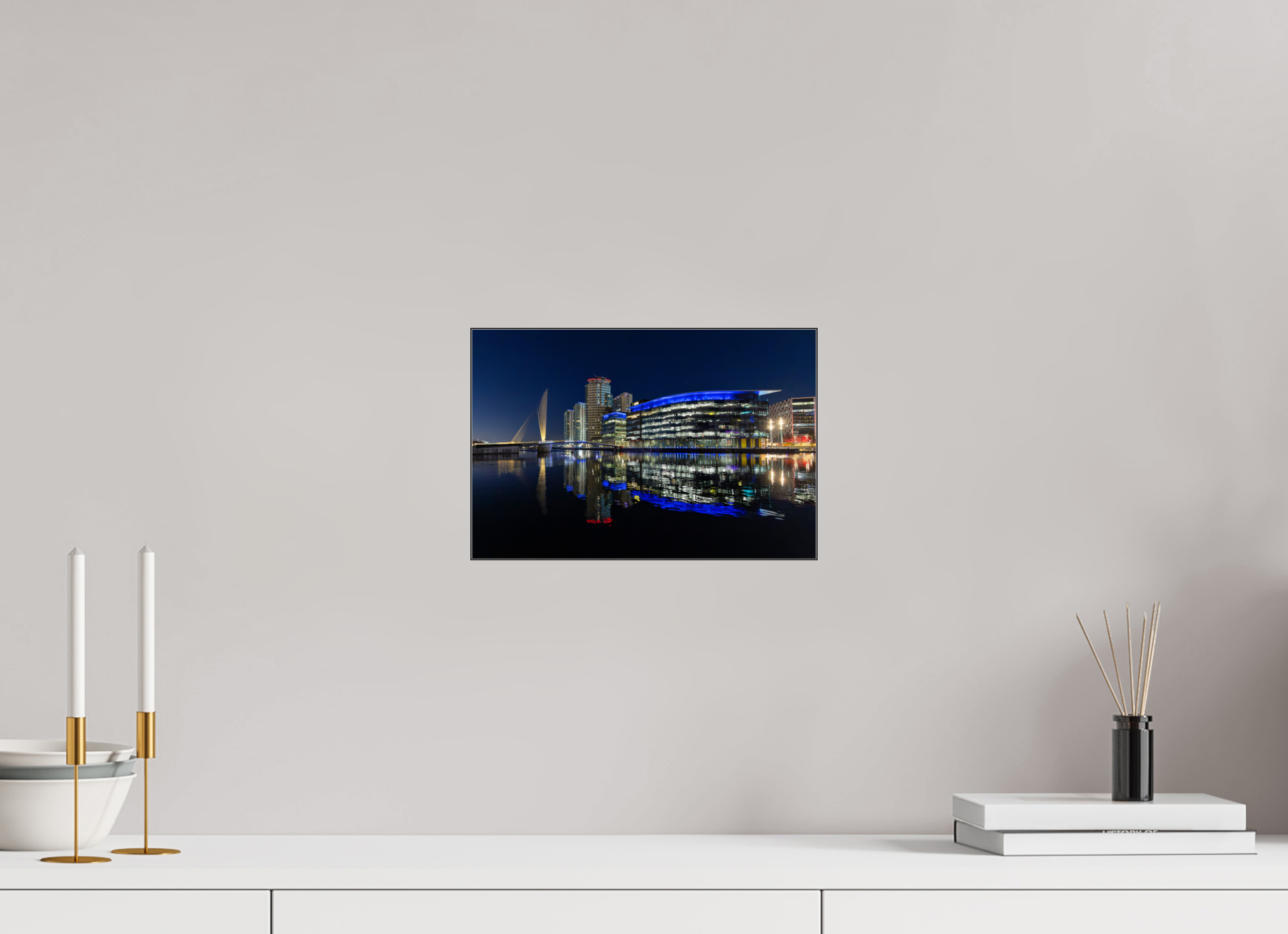 30 x 20 cm, Foto-Abzug hinter Acrylglas glänzend City After Dark