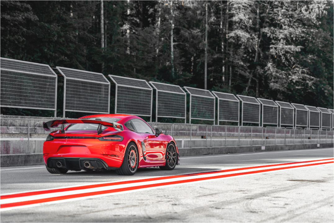 Main image Racing in Red