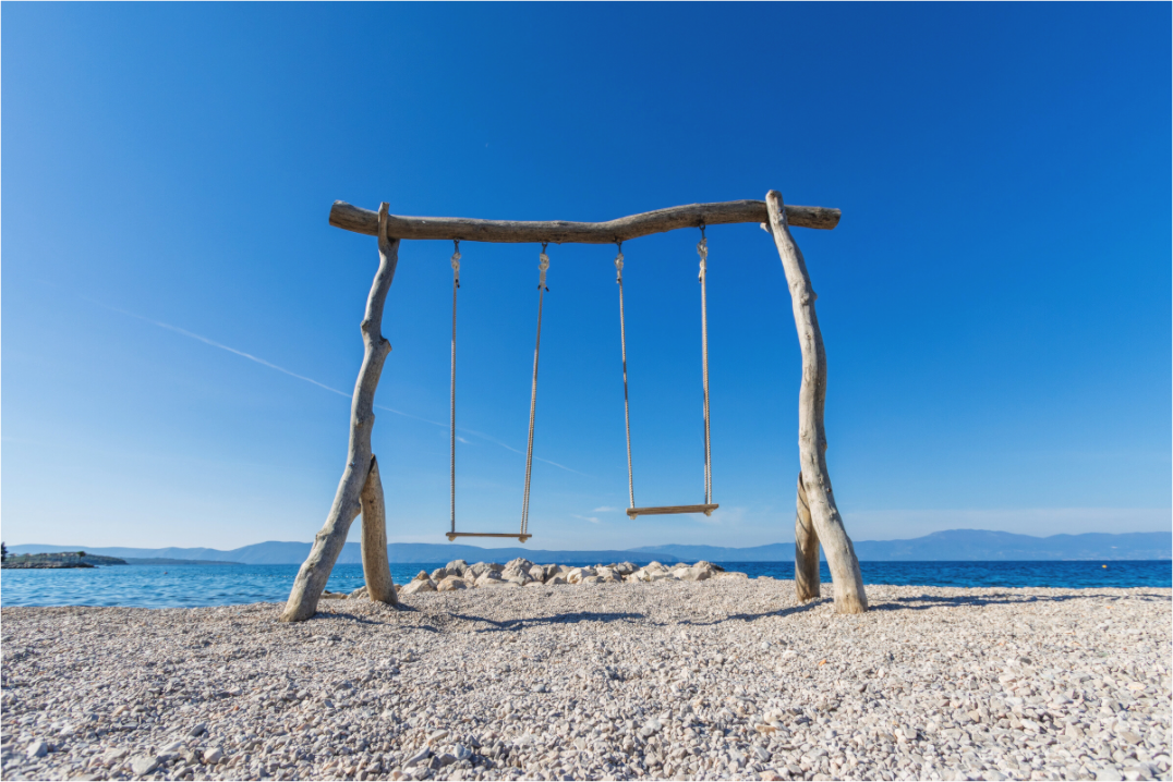 Main image Between Sky and Sea